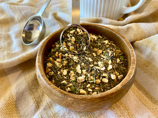 Herby pesto mix with chopped nuts in bowl american sign language handshape pasta 1-3-5 with basil pesto mix seasoning meal kit